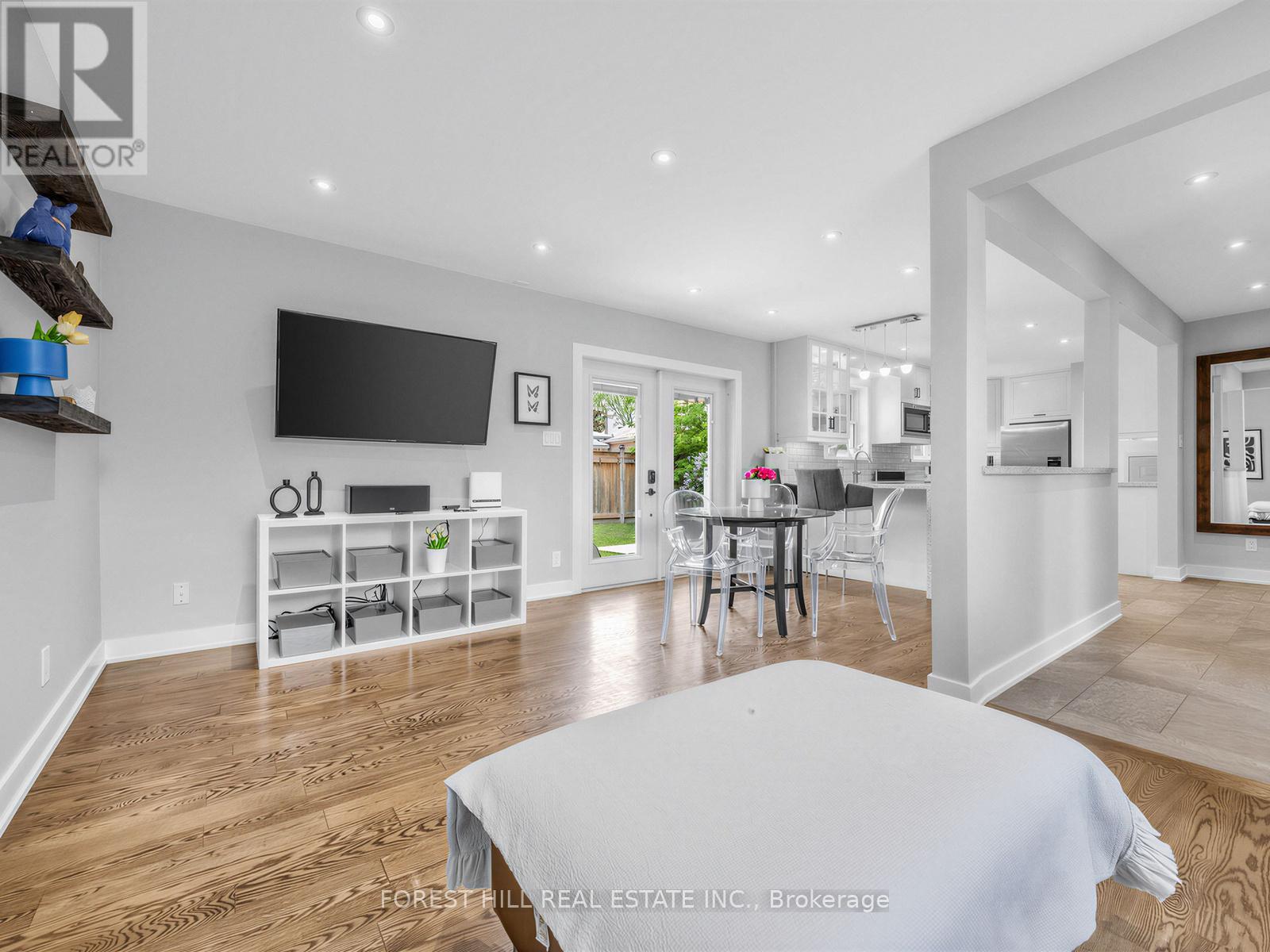 72 Woodgarden Crescent, Toronto, Ontario  M1E 3K2 - Photo 11 - E13462582