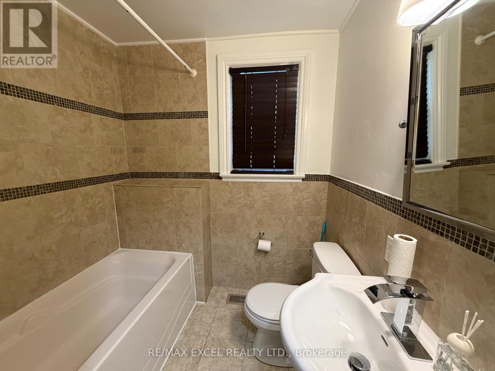 Bsmt - 23 Linelle Street, Toronto, Ontario  M2N 2J4 - Photo 9 - C13736488