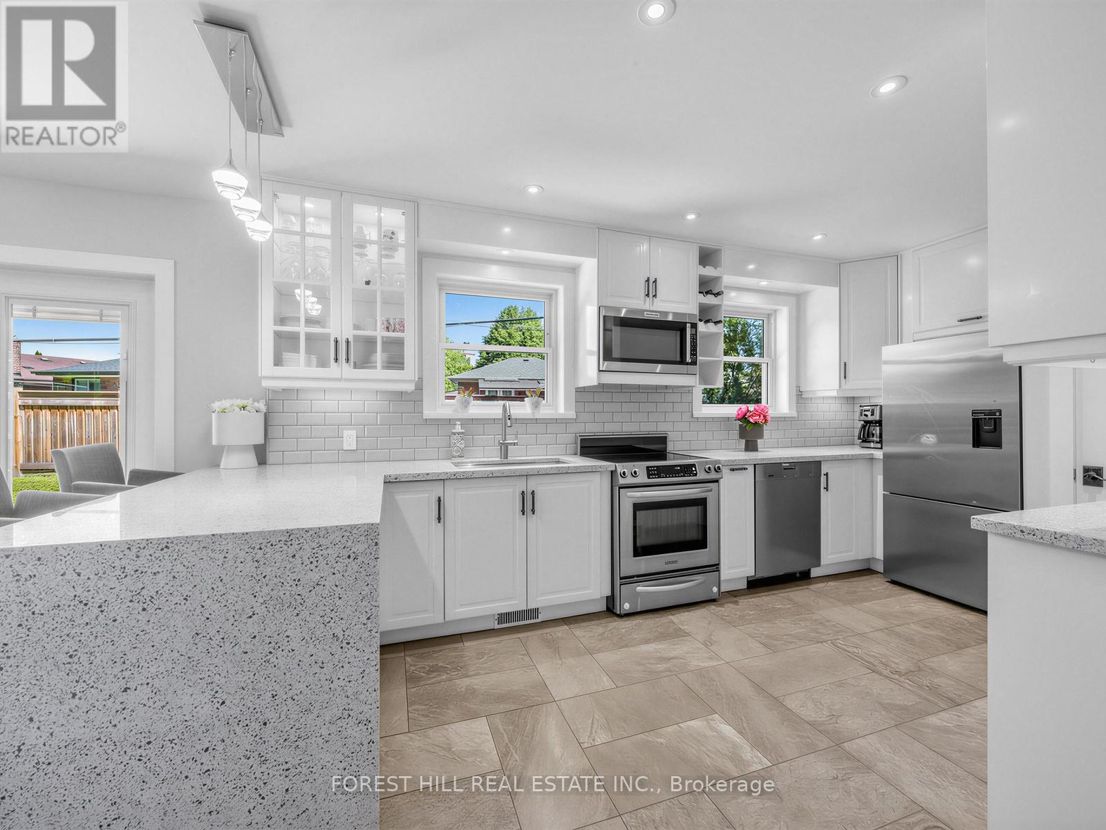 72 Woodgarden Crescent, Toronto, Ontario  M1E 3K2 - Photo 19 - E13462582