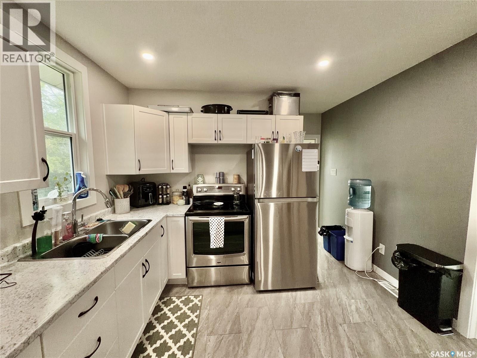 1449 Mcintosh Street, Regina, Saskatchewan  S4T 5C4 - Photo 8 - SK047553