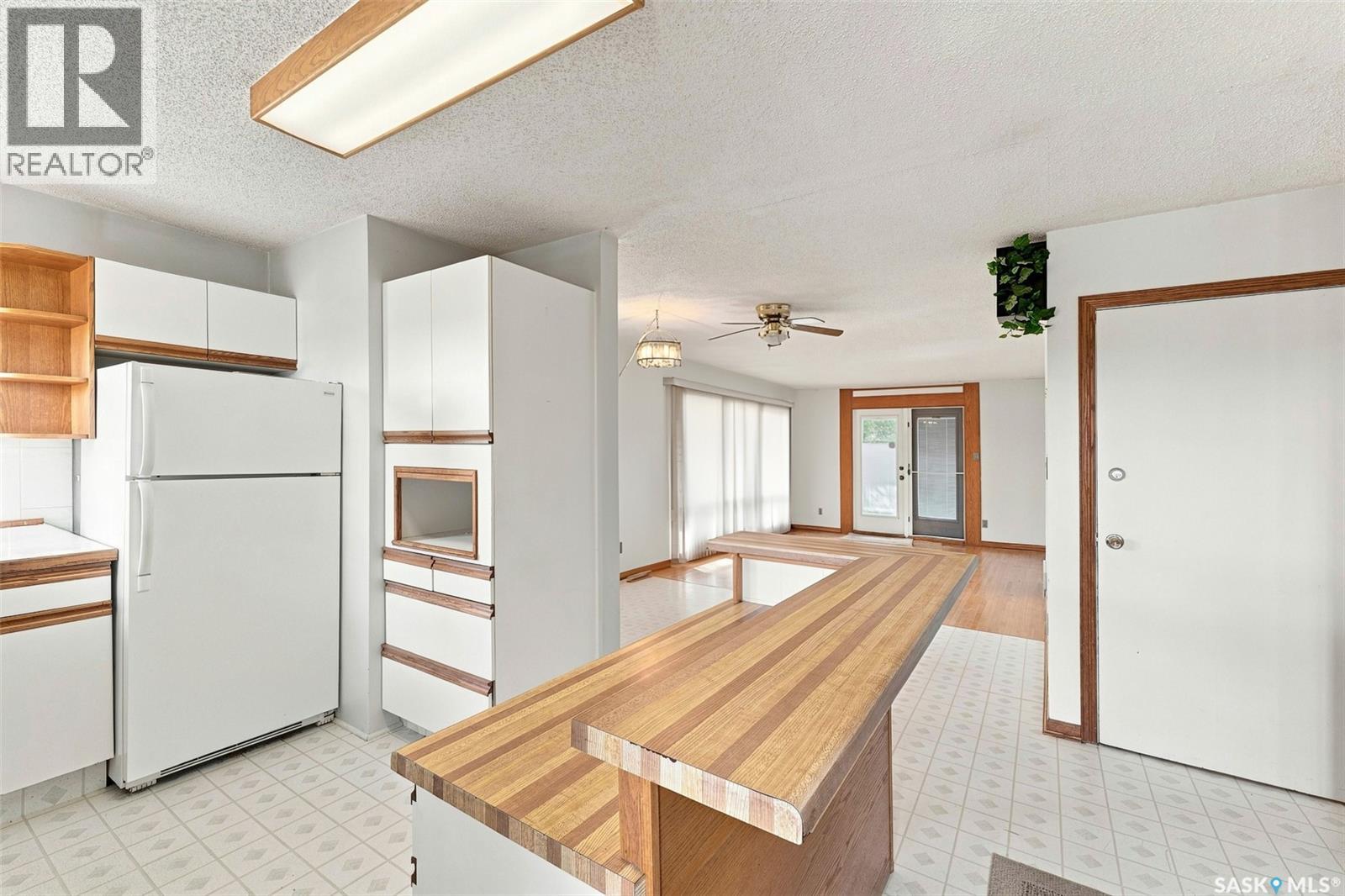 1564 Horace Street, Regina, Saskatchewan  S4T 5M1 - Photo 7 - SK047492