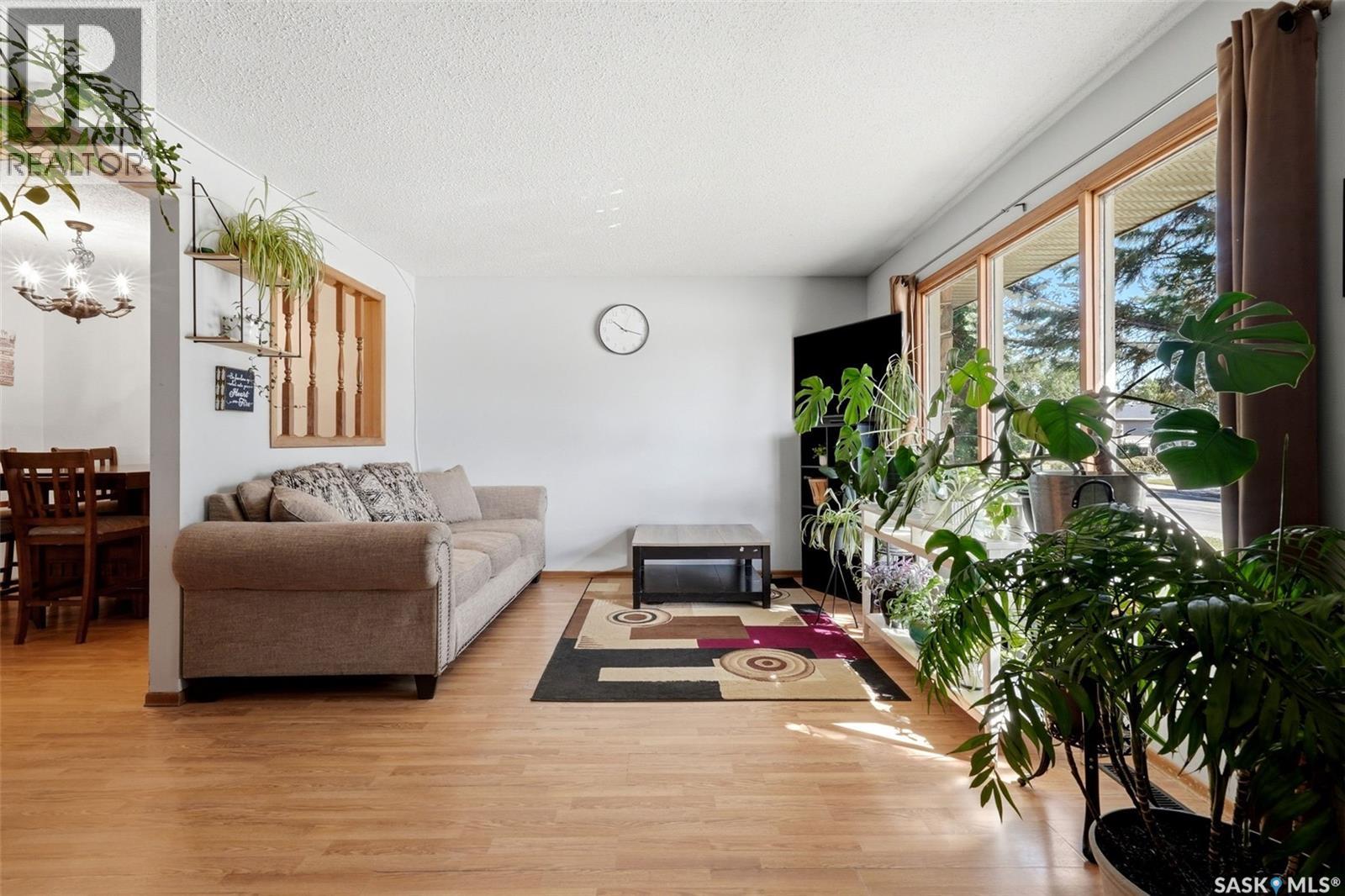 1210-1212 Dewdney Avenue E, Regina, Saskatchewan  S4N 0E3 - Photo 4 - SK047429