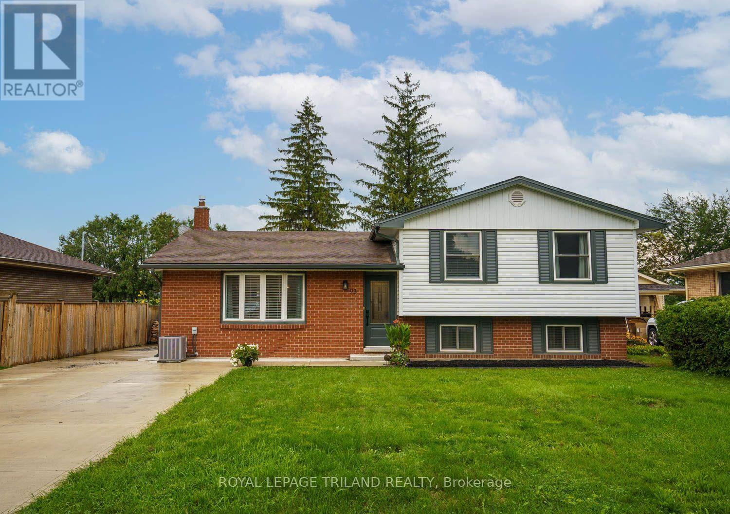 93 Goldwick Crescent, London East, Ontario  N5V 2K9 - Photo 1 - X13745648