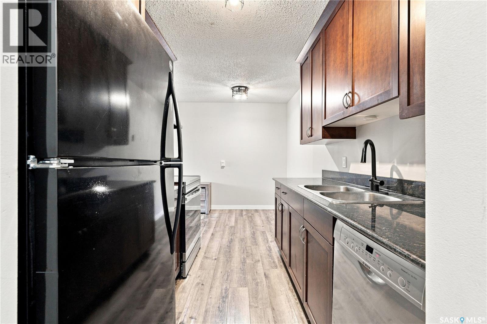 213 2233 St Henry Avenue, Saskatoon, Saskatchewan  S7M 5K6 - Photo 9 - SK047453