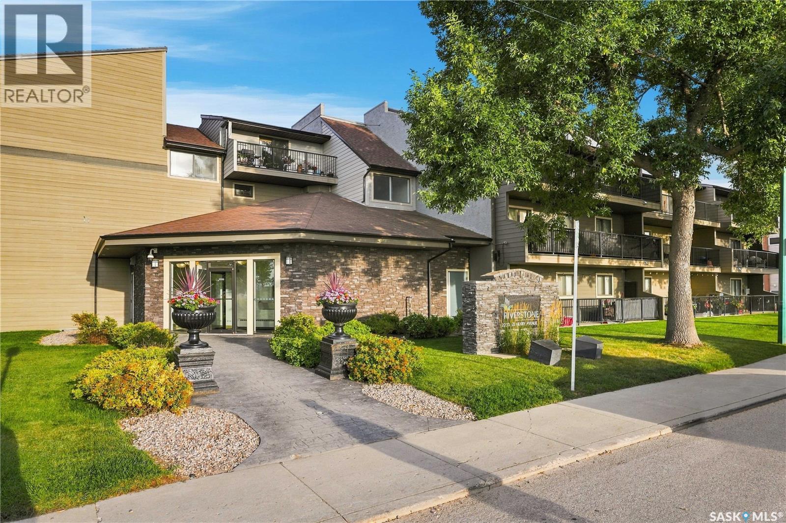 213 2233 St Henry Avenue, Saskatoon, Saskatchewan  S7M 5K6 - Photo 1 - SK047453