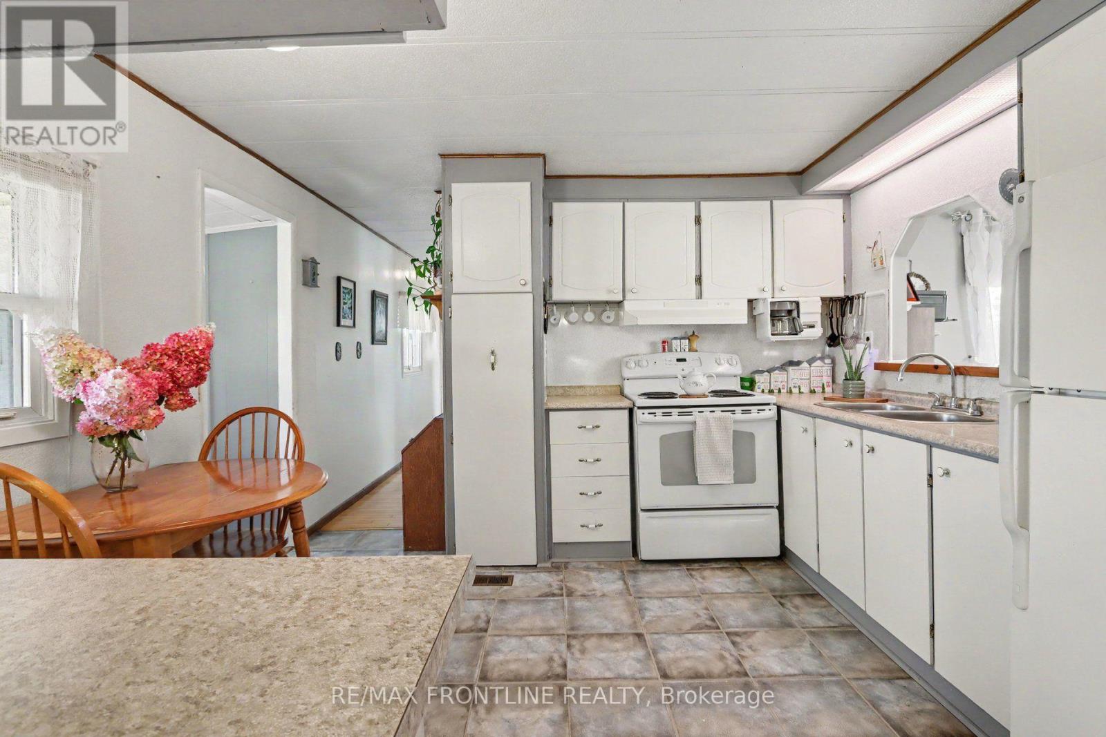 2113 Christie Lake Road, Tay Valley, Ontario K7H 3C6 - Photo 5 - X13745636