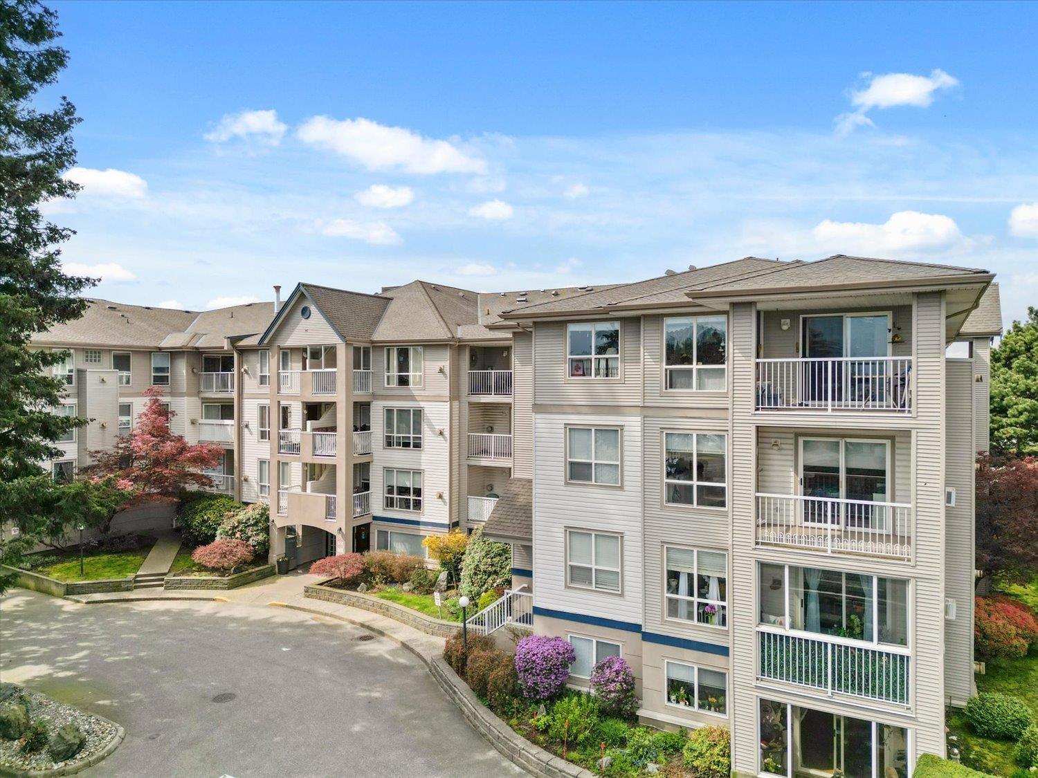 305 9165 Broadway Street, Chilliwack Proper East, Chilliwack, British Columbia  V2P 7Z8 - Photo 1 - R3160805