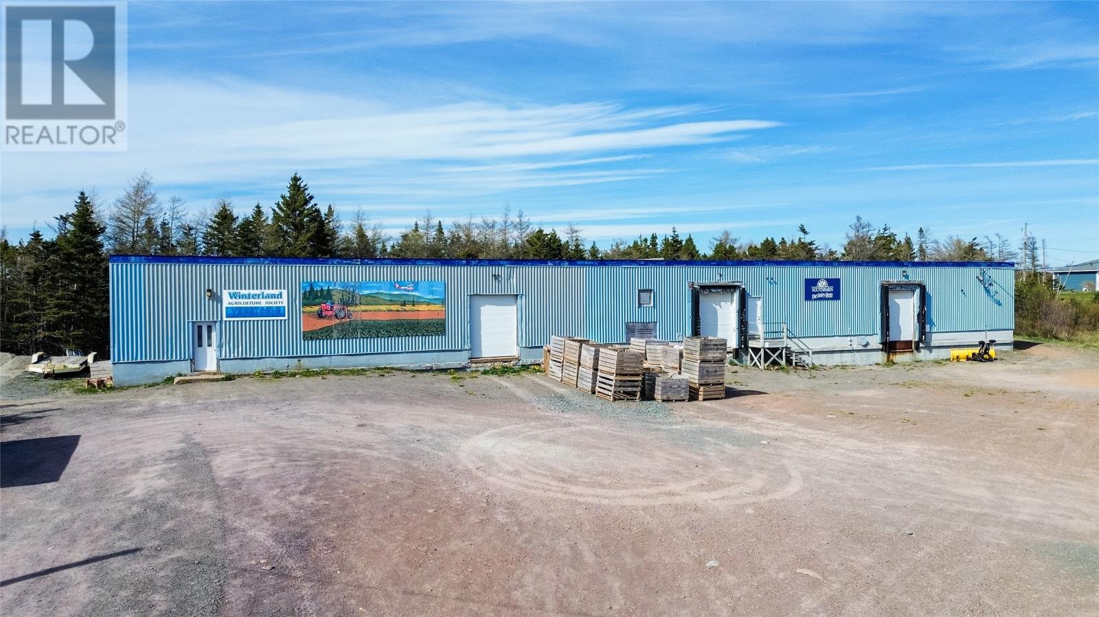 44-60 Pioneer Drive, Winterland