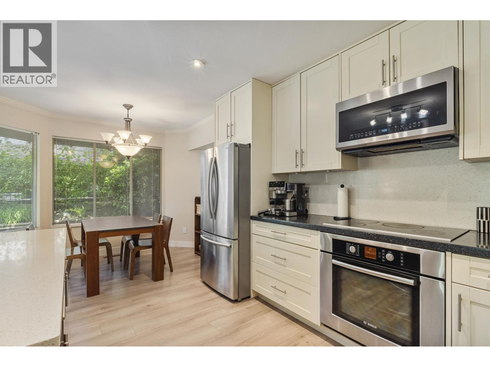1495 Lansdowne Drive, Coquitlam, British Columbia  V3E 2X4 - Photo 10 - R3161556