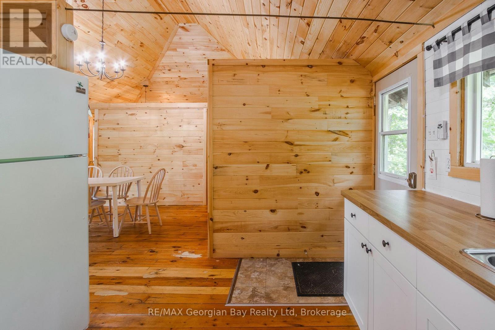 68 Tiny Beaches Road S, Tiny, Ontario L0L 2J0 - Photo 16 - S13745562