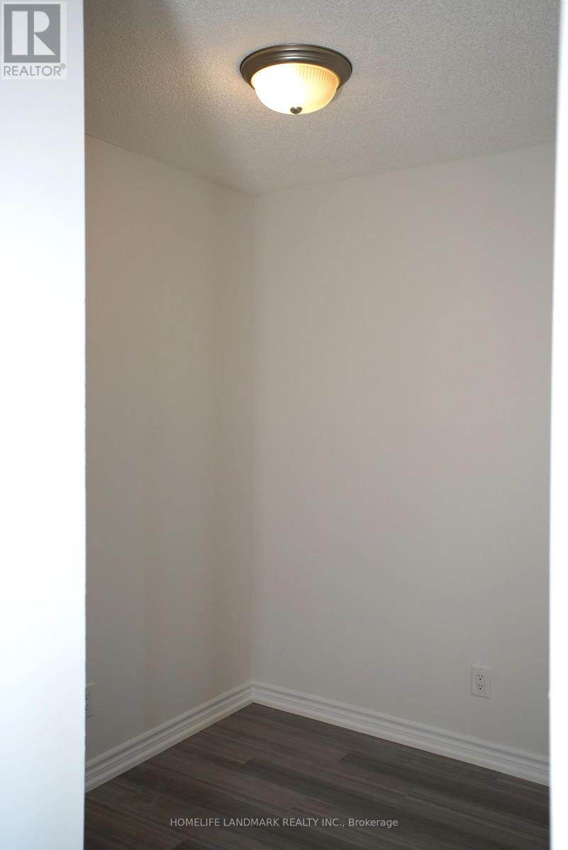 35 Hollywood Avenue, Toronto, Ontario  M2N 0A9 - Photo 15 - C13745560