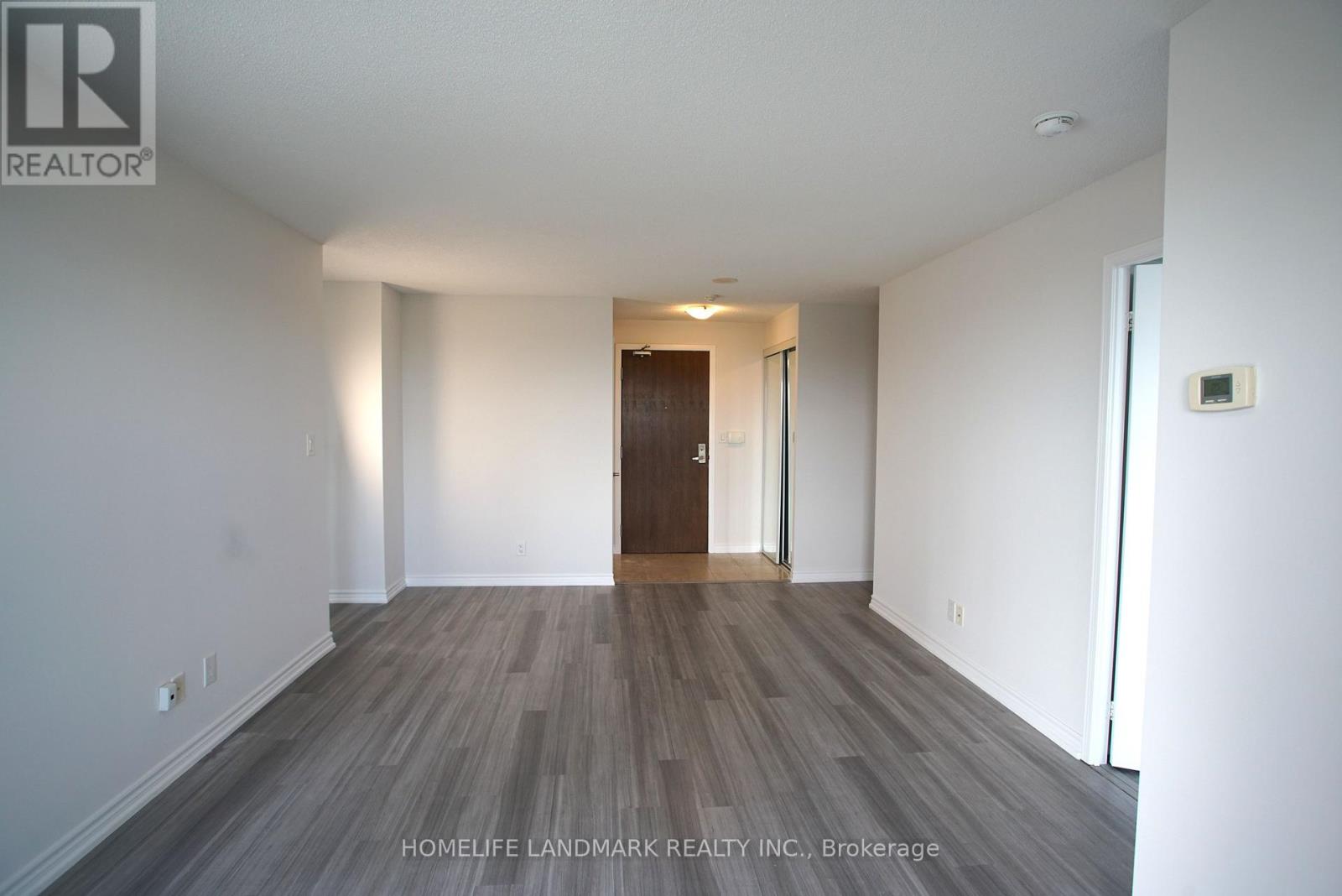 35 Hollywood Avenue, Toronto, Ontario  M2N 0A9 - Photo 5 - C13745560