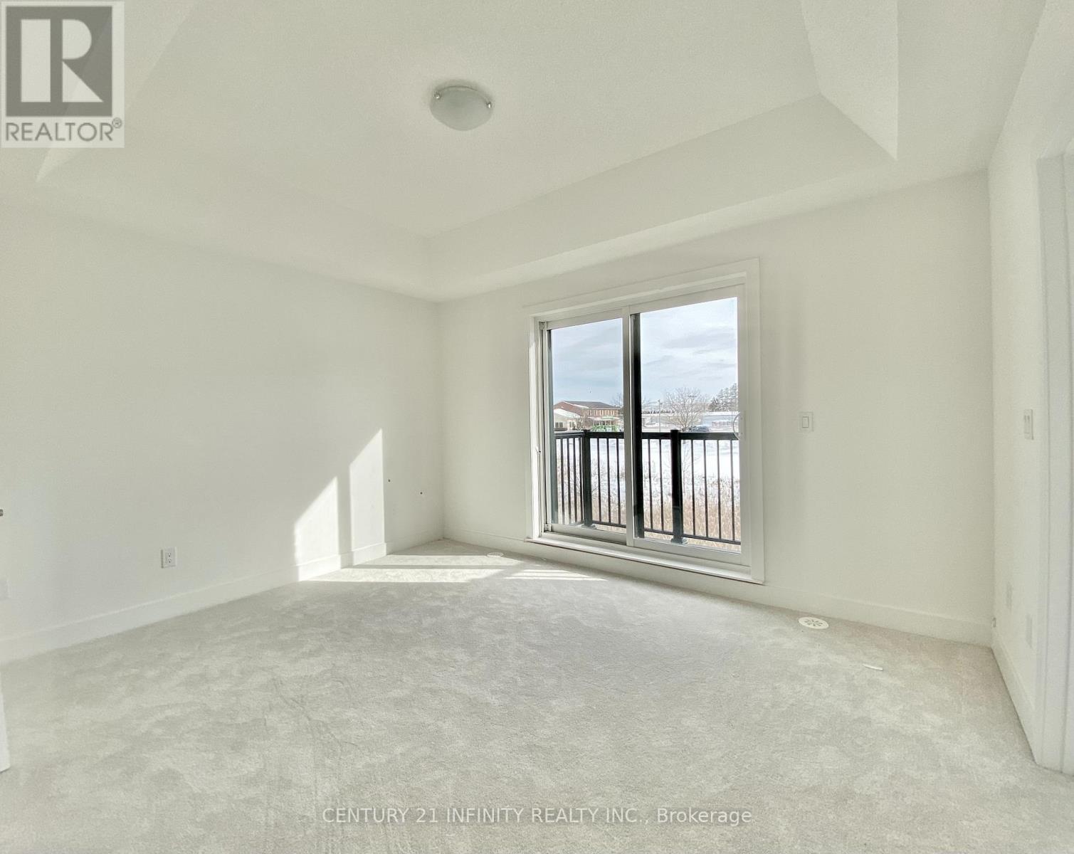 21 Elkington Crescent, Whitby, Ontario  L1P 0L7 - Photo 16 - E13745646