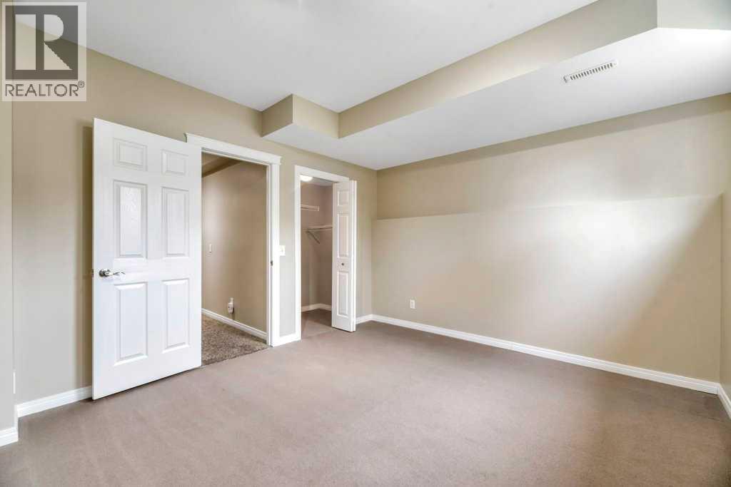 677 Evermeadow Road SW, Calgary, Alberta  T2Y 4W7 - Photo 33 - A2341459
