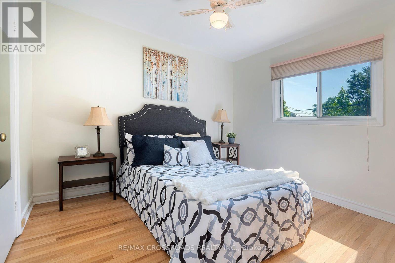 887 Brimorton Drive, Toronto, Ontario M1G 2T8 - Photo 17 - E13745556