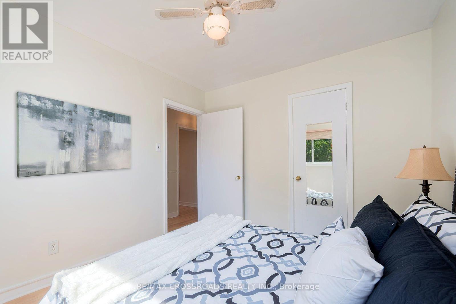 887 Brimorton Drive, Toronto, Ontario M1G 2T8 - Photo 18 - E13745556