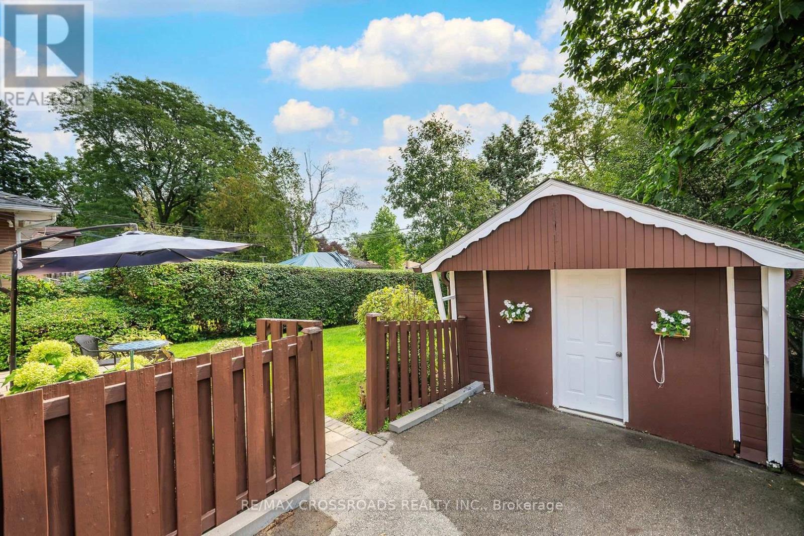 887 Brimorton Drive, Toronto, Ontario M1G 2T8 - Photo 32 - E13745556