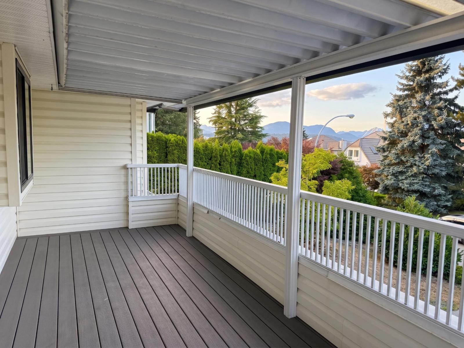11411 Wellington Crescent, Surrey, British Columbia  V3R 9H1 - Photo 3 - R3158315
