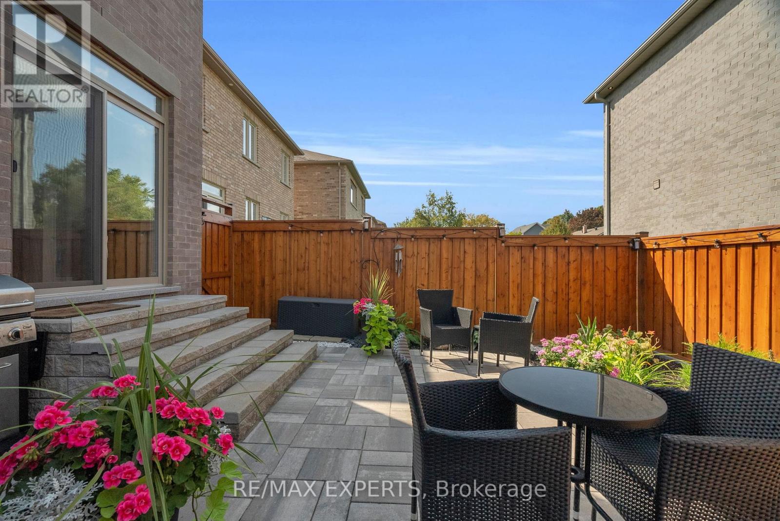 92 Robb Thompson Road, East Gwillimbury (Mt Albert), Ontario  L0G 1M0 - Photo 47 - N13745590