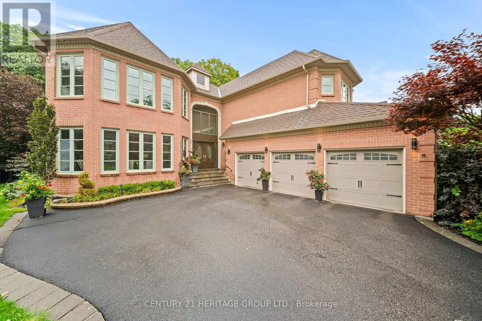 48 Carlyle Crescent, Aurora, Ontario  L4G 6P6 - Photo 4 - N13745624