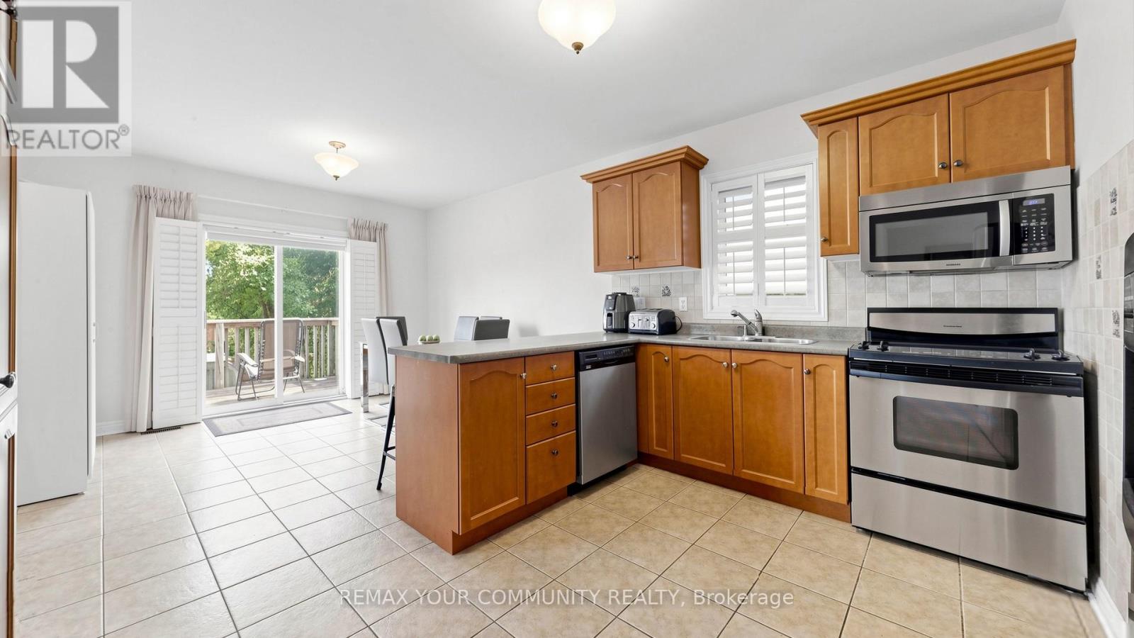 78 Zippora Drive, Richmond Hill, Ontario  L4S 2M7 - Photo 9 - N13745634