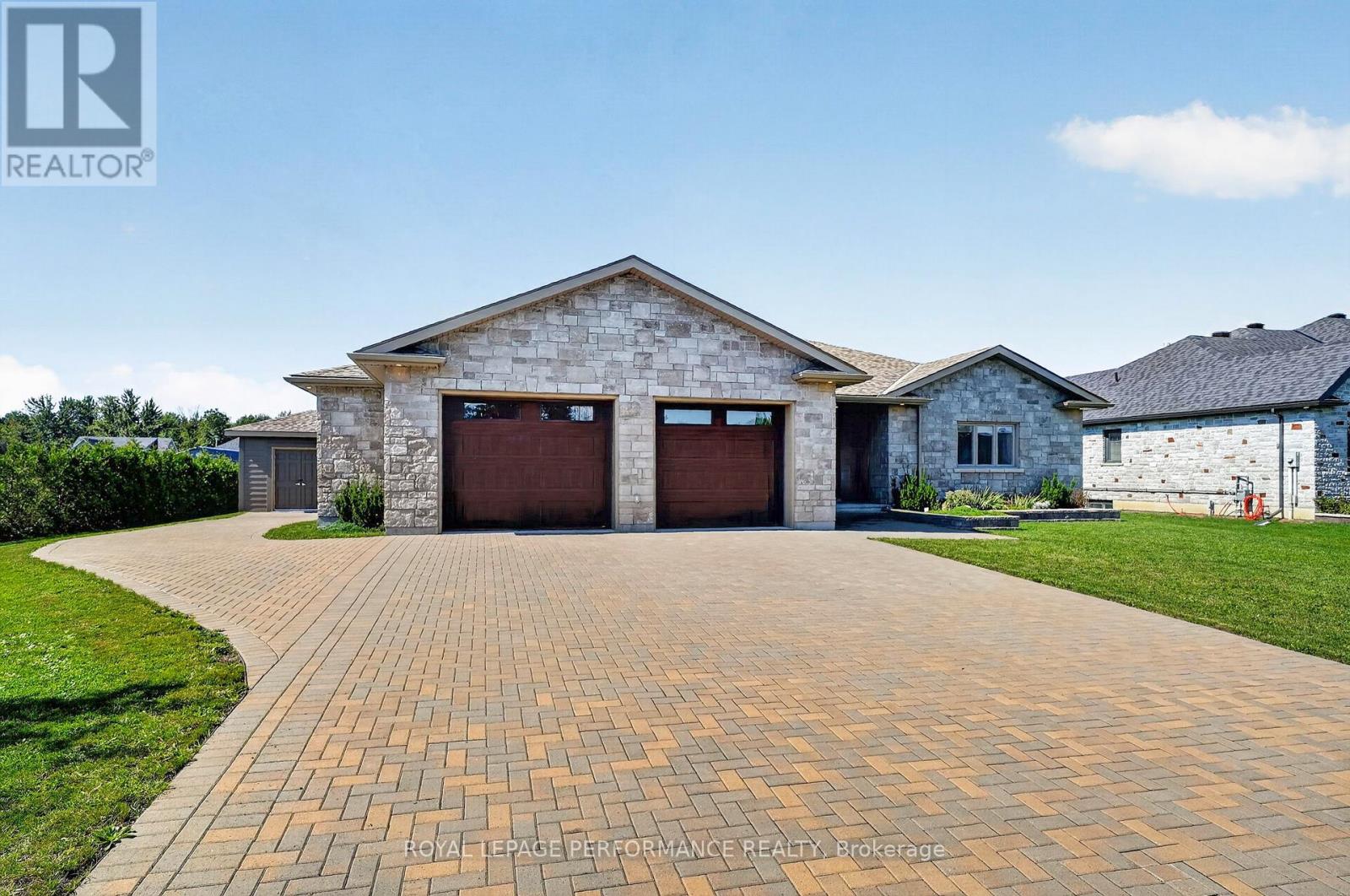 55 Dale Street, South Stormont, Ontario  K0C 1M0 - Photo 4 - X13711018