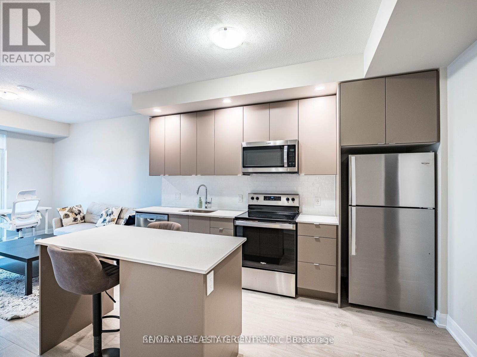 327 - 3220 William Coltson Avenue N, Oakville, Ontario L6H 7C2 - Photo 11 - W13745576