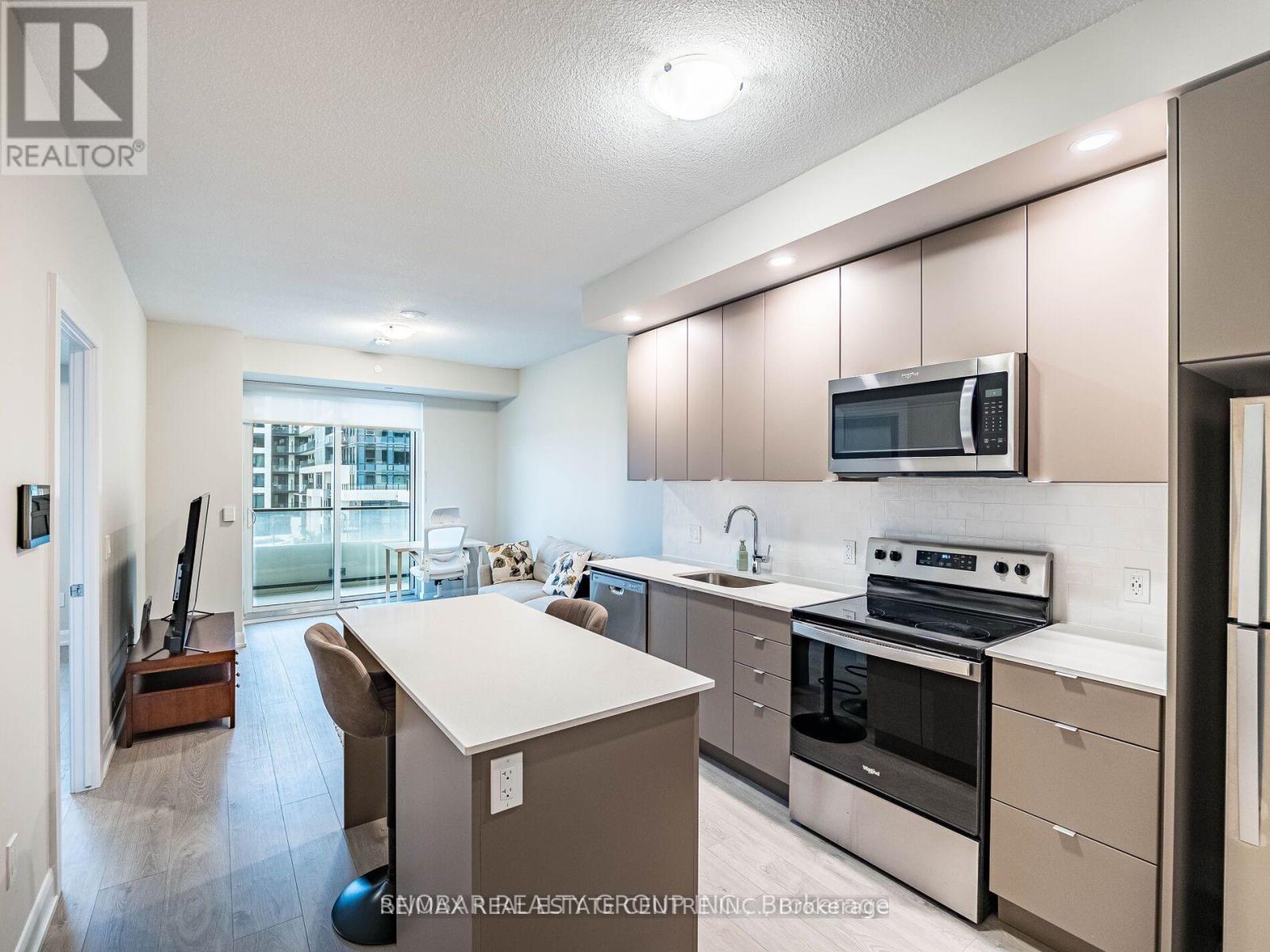 327 - 3220 William Coltson Avenue N, Oakville, Ontario L6H 7C2 - Photo 8 - W13745576