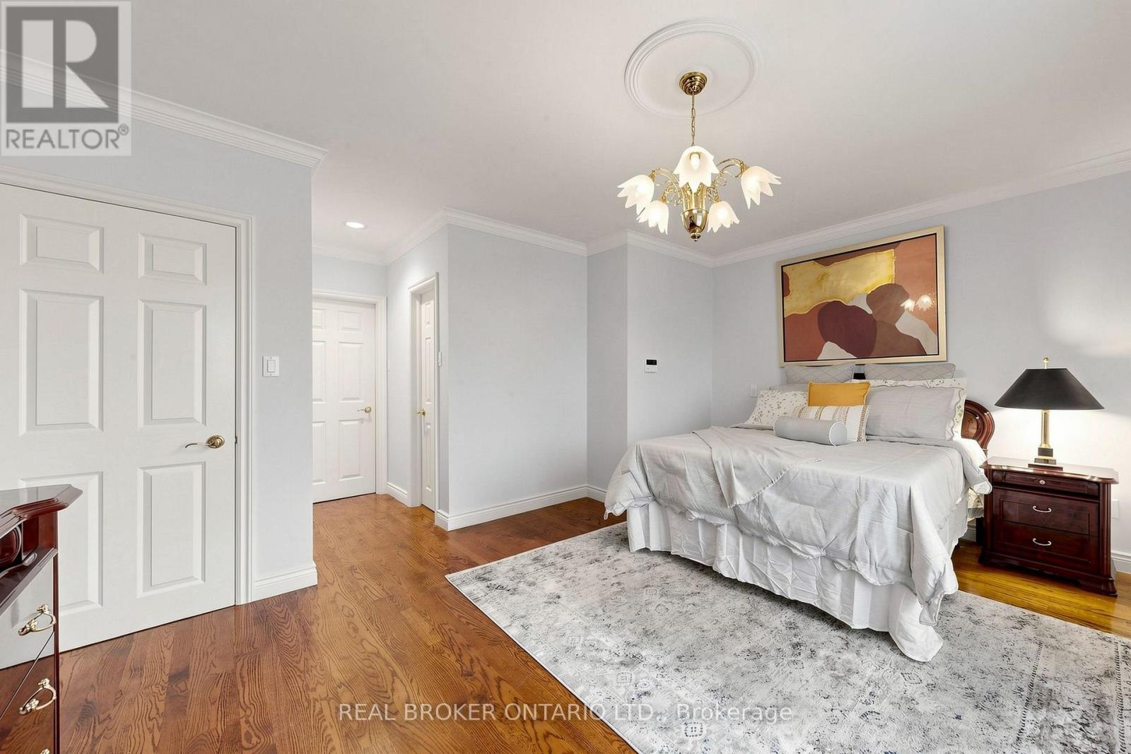 2 Dorking Crescent, Toronto, Ontario  M3M 2B6 - Photo 18 - W13745578