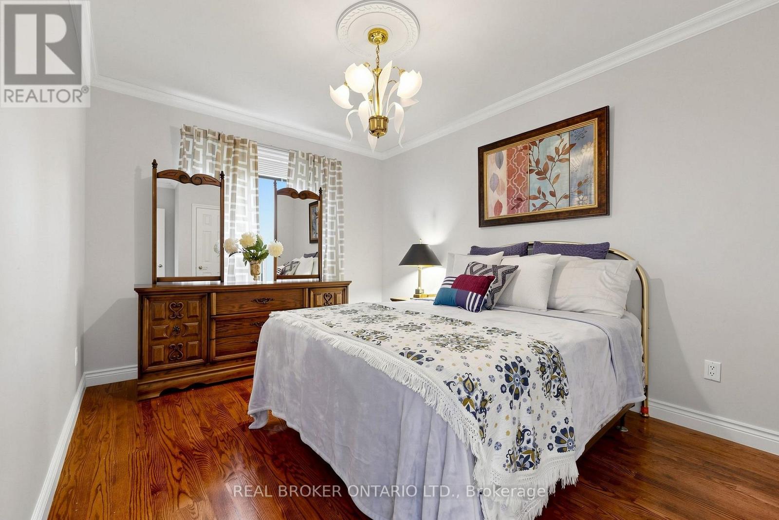 2 Dorking Crescent, Toronto, Ontario  M3M 2B6 - Photo 20 - W13745578