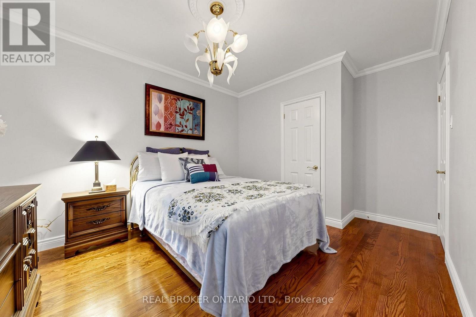 2 Dorking Crescent, Toronto, Ontario  M3M 2B6 - Photo 21 - W13745578