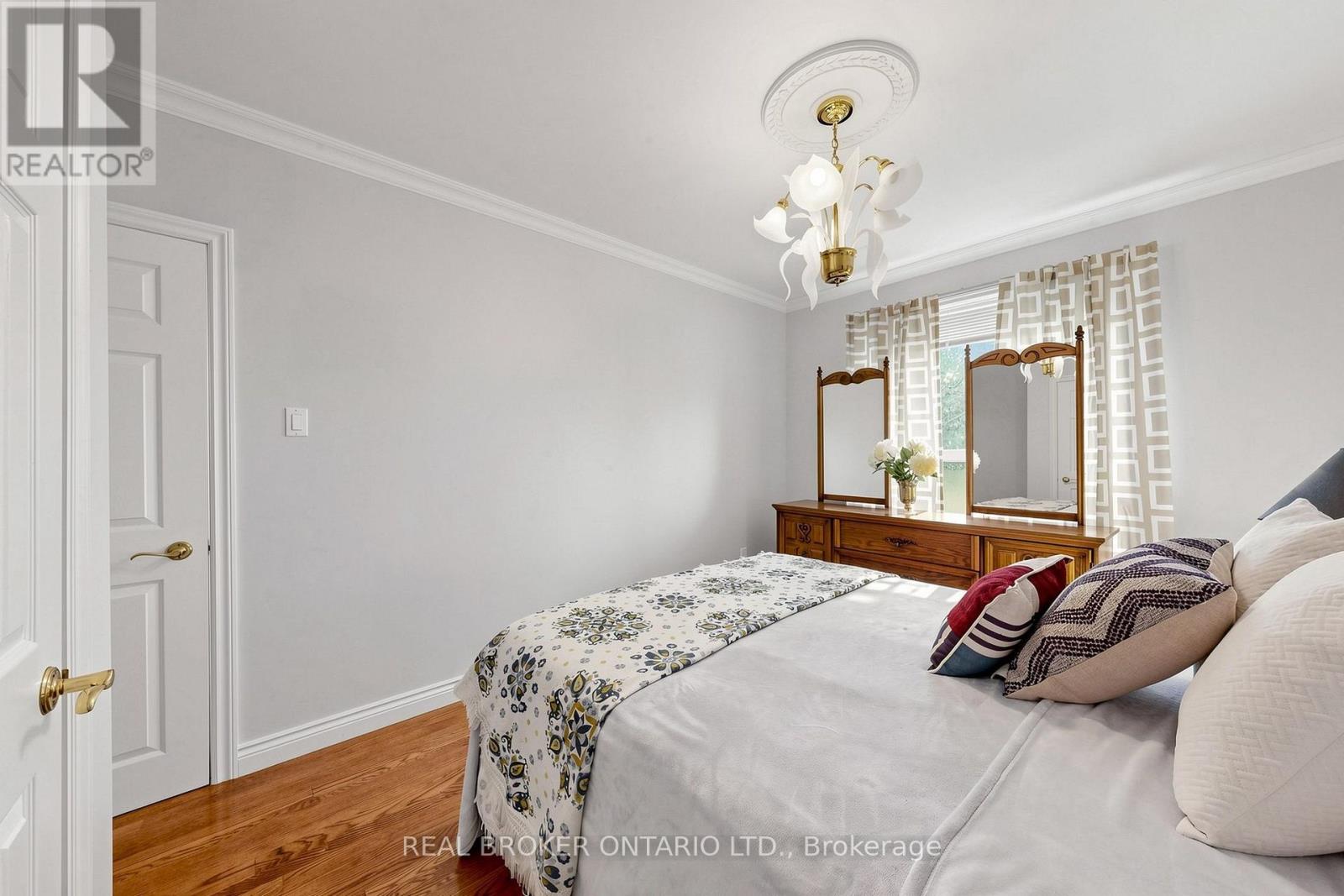 2 Dorking Crescent, Toronto, Ontario  M3M 2B6 - Photo 22 - W13745578