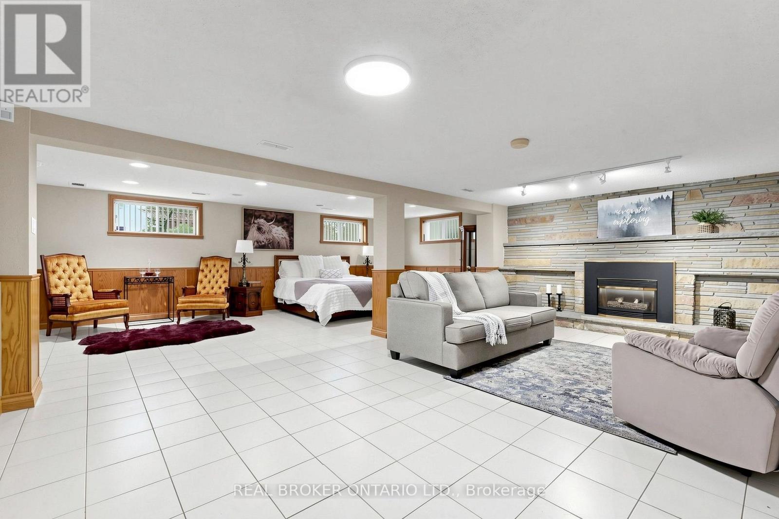 2 Dorking Crescent, Toronto, Ontario  M3M 2B6 - Photo 30 - W13745578