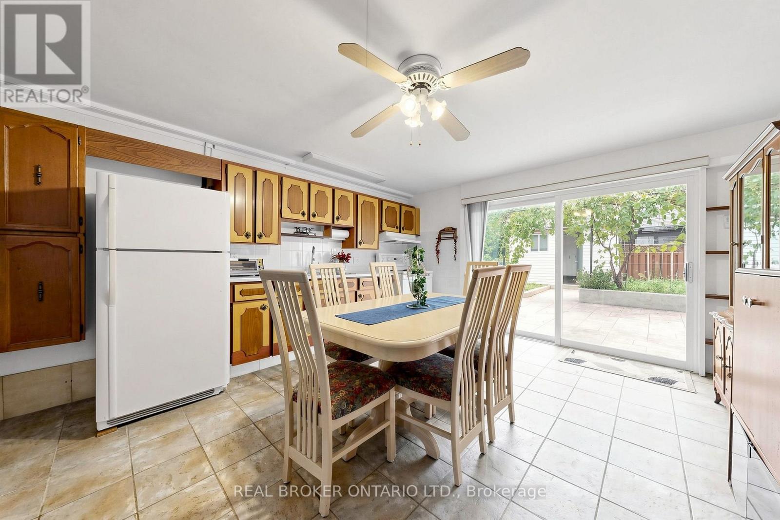 2 Dorking Crescent, Toronto, Ontario  M3M 2B6 - Photo 43 - W13745578
