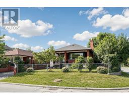 2 DORKING CRESCENT, Toronto, Ontario
