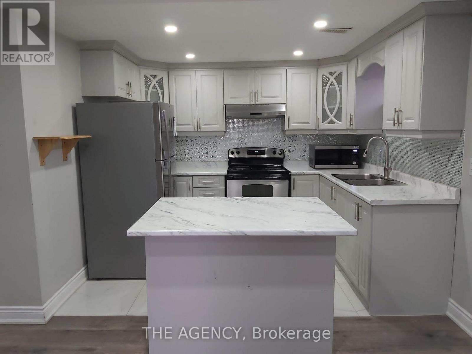 Lower - 6 Fernbank Road, Brampton, Ontario  L6T 2G9 - Photo 5 - W13745582