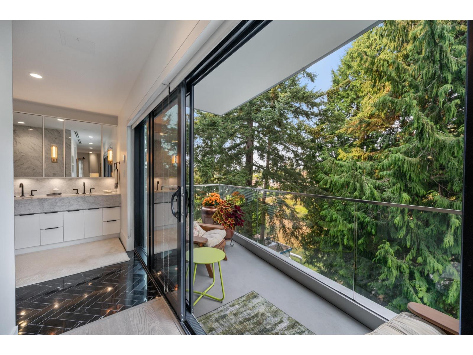 603 14825 Thrift Avenue, White Rock, British Columbia  V4B 2J6 - Photo 19 - R3161075