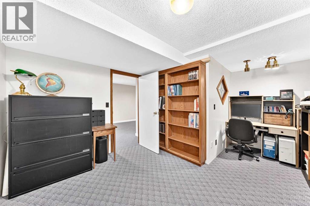 819 Parkwood Drive Se, Calgary, Alberta  T2J 3W6 - Photo 37 - A2338978