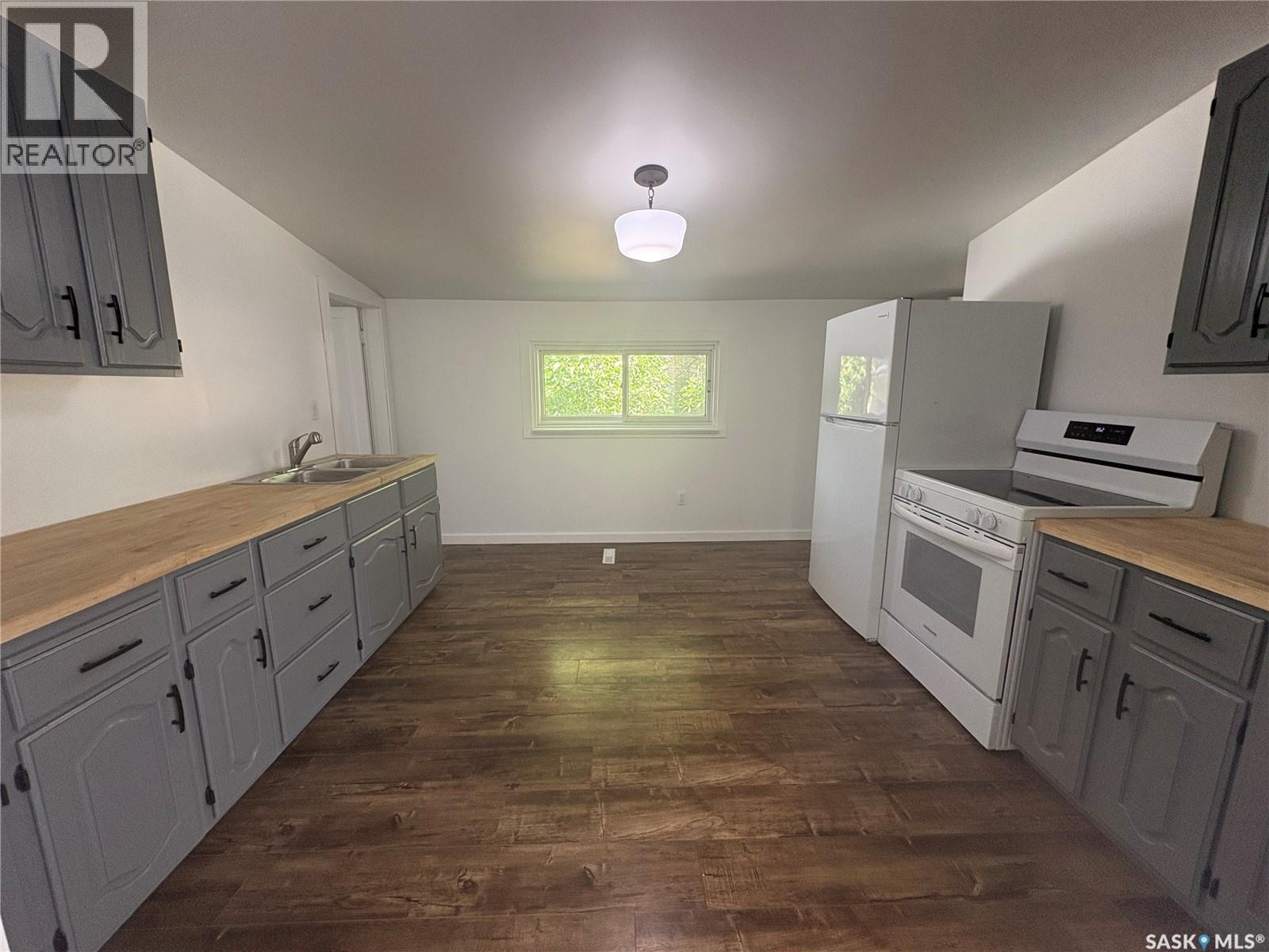 100 Water Street, Wolseley, Saskatchewan  S0G 5H0 - Photo 9 - SK047462