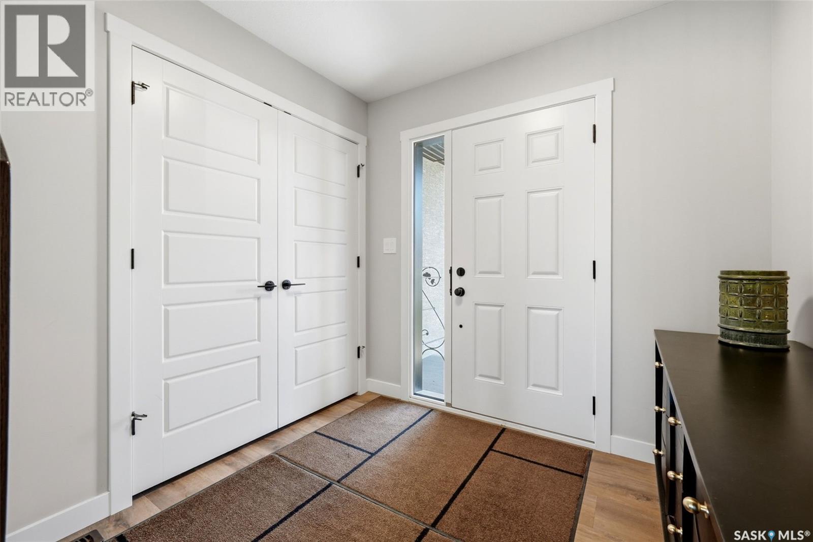 715 3rd Avenue, Pilot Butte, Saskatchewan  S0G 3Z0 - Photo 3 - SK047527