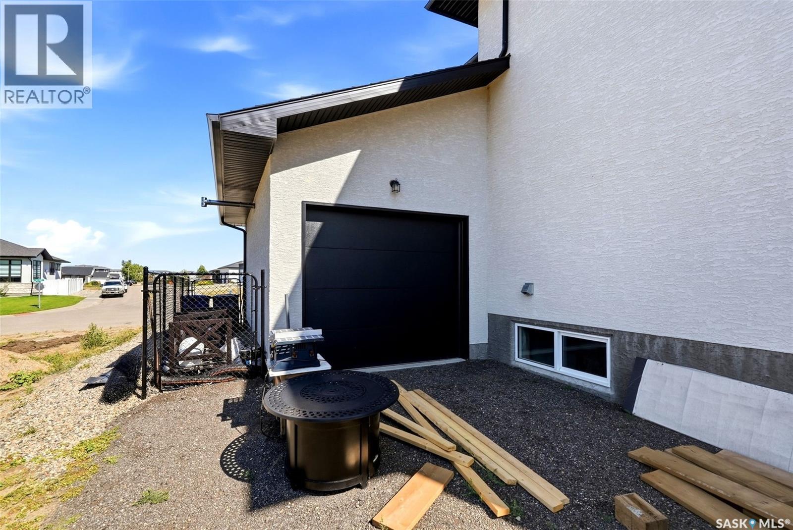 715 3rd Avenue, Pilot Butte, Saskatchewan  S0G 3Z0 - Photo 45 - SK047527