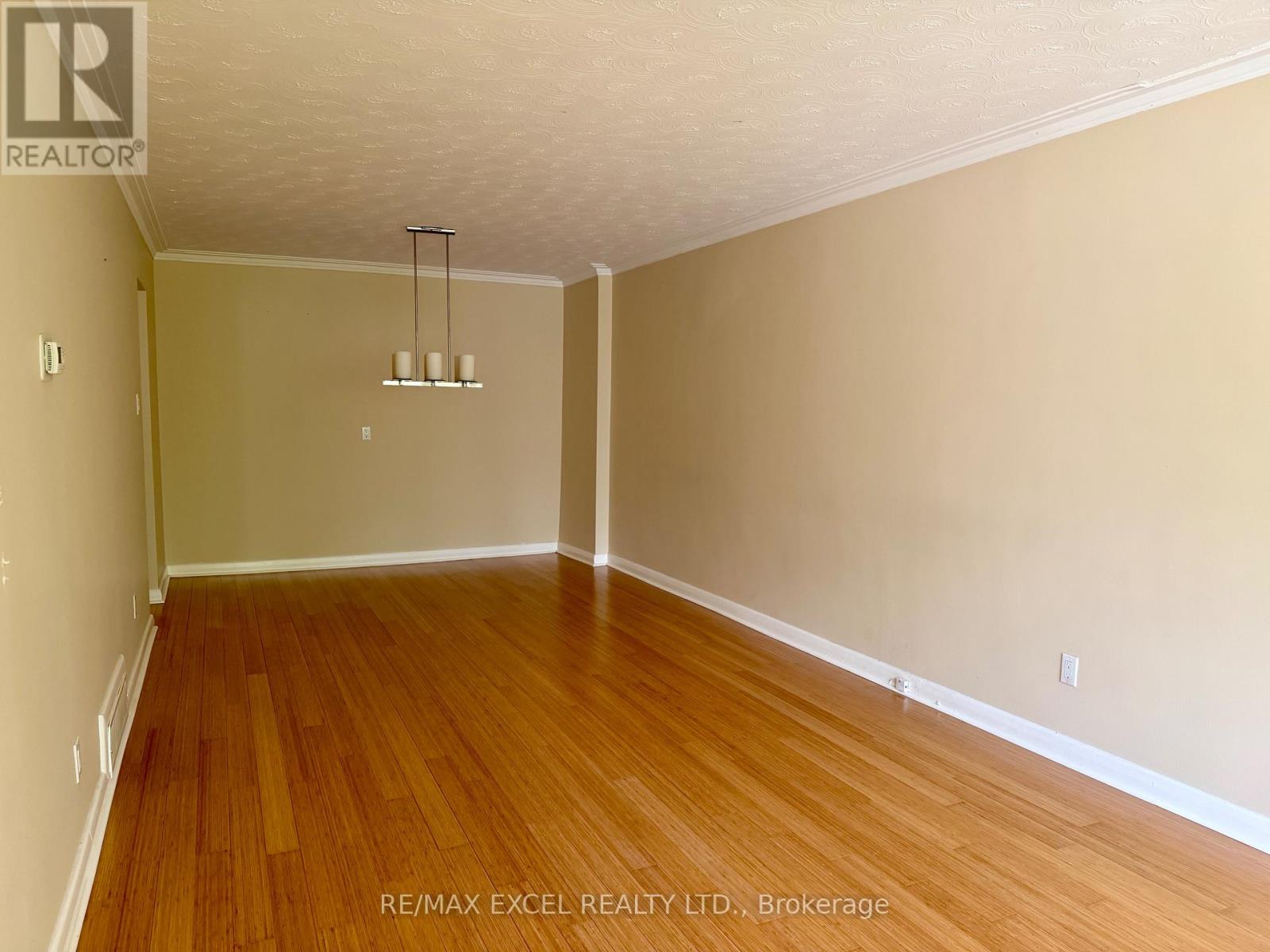 23 Linelle Street, Toronto, Ontario  M2N 2J4 - Photo 5 - C13744248