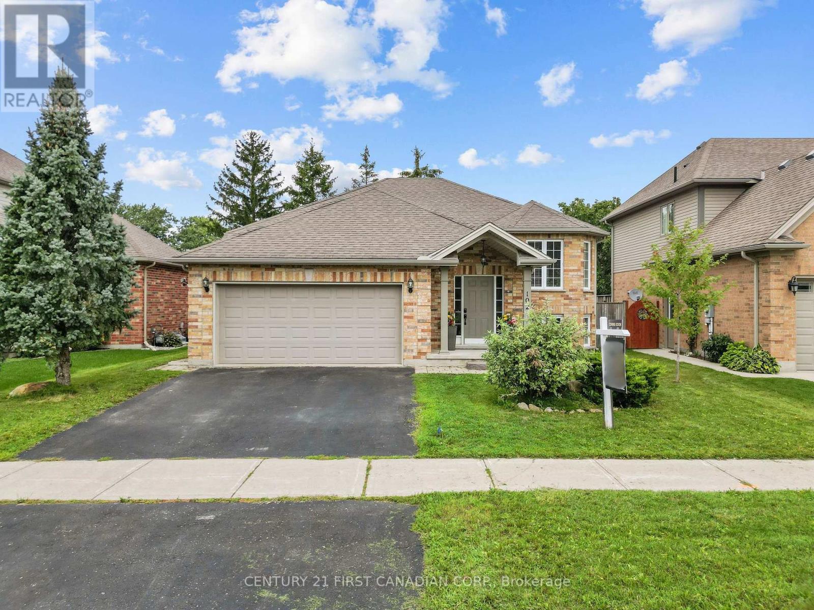102 Watson Street, Lucan Biddulph, Ontario  N0M 2J0 - Photo 1 - X13745826