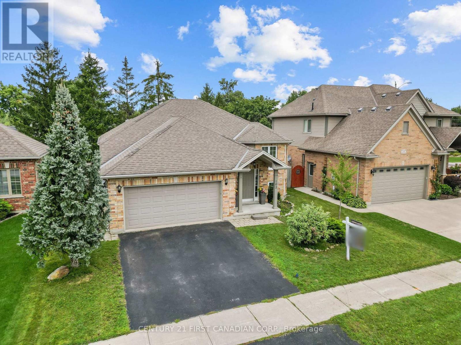 102 Watson Street, Lucan Biddulph, Ontario  N0M 2J0 - Photo 2 - X13745826
