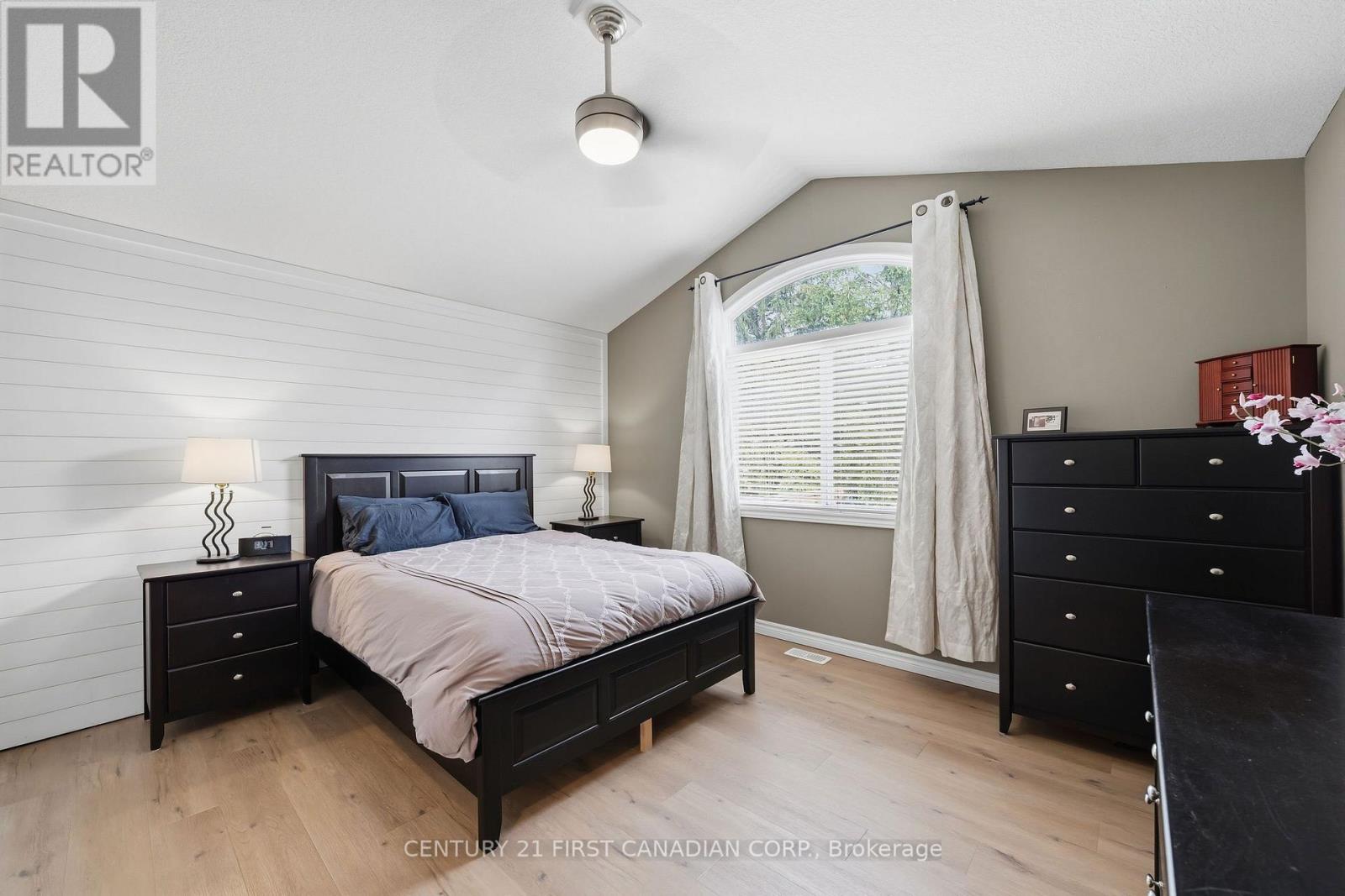 102 Watson Street, Lucan Biddulph, Ontario  N0M 2J0 - Photo 20 - X13745826