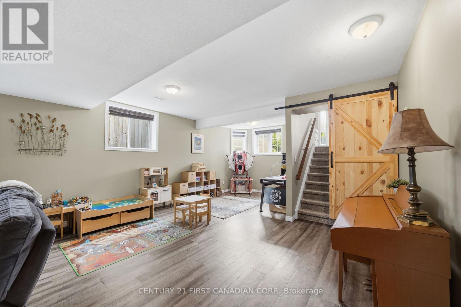 102 Watson Street, Lucan Biddulph, Ontario  N0M 2J0 - Photo 27 - X13745826