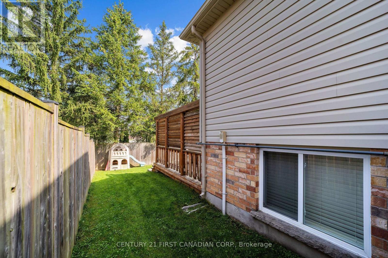 102 Watson Street, Lucan Biddulph, Ontario  N0M 2J0 - Photo 33 - X13745826