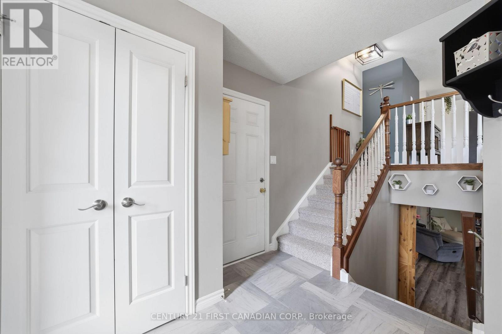 102 Watson Street, Lucan Biddulph, Ontario  N0M 2J0 - Photo 8 - X13745826