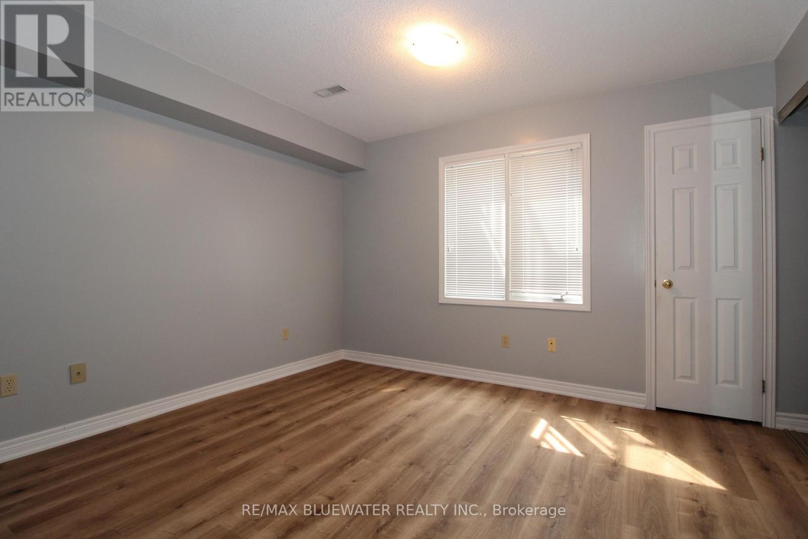 7 - 48 Ontario Street S, Lambton Shores, Ontario  N0M 1T0 - Photo 19 - X13745842