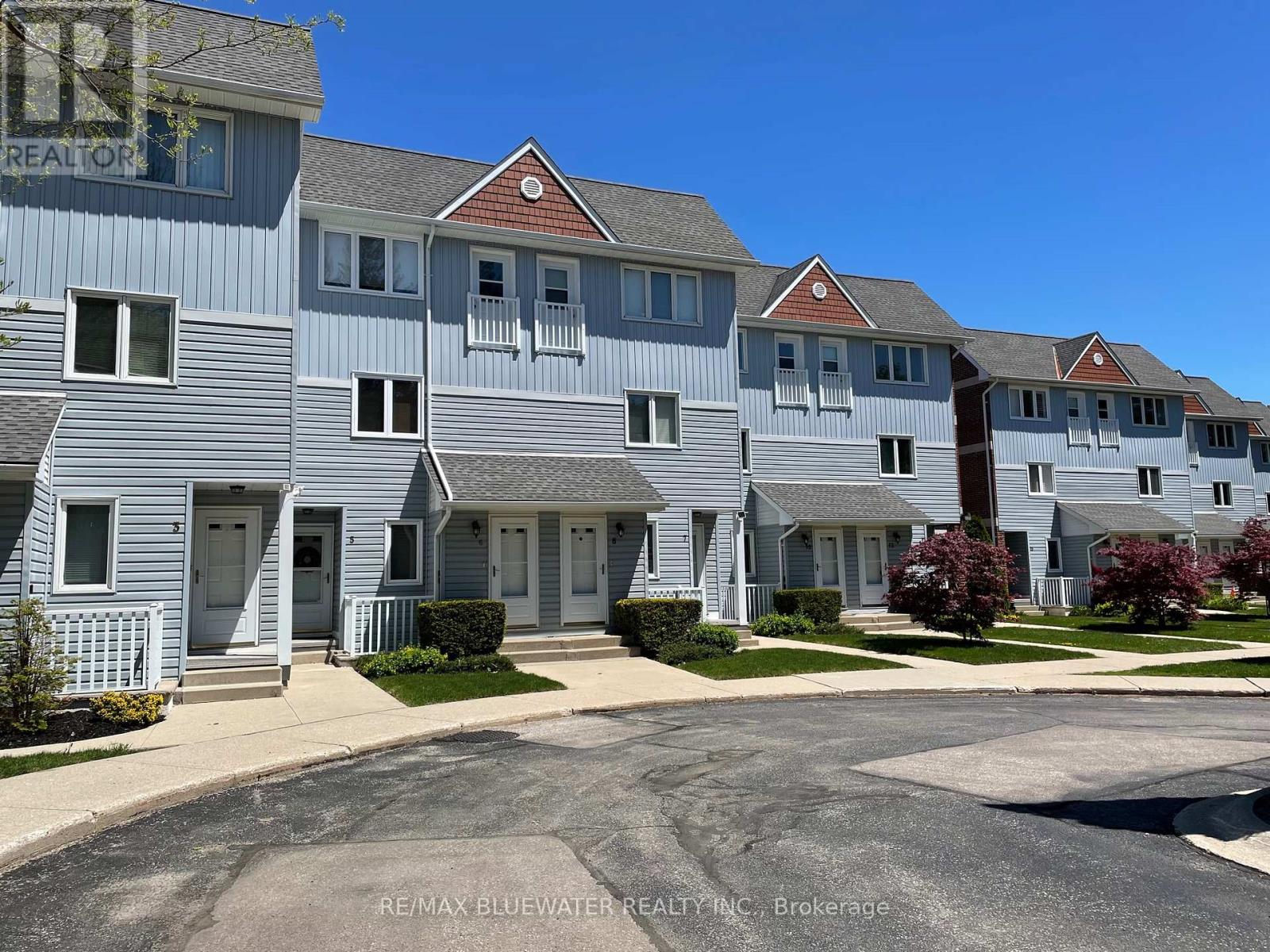 7 - 48 Ontario Street S, Lambton Shores, Ontario  N0M 1T0 - Photo 2 - X13745842
